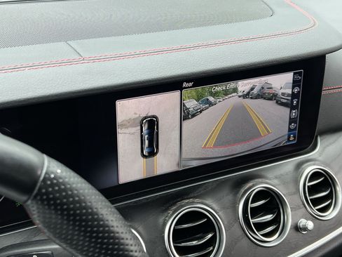 Used 2019 Mercedes-Benz E 53 AMG 4MATIC Sedan image 24