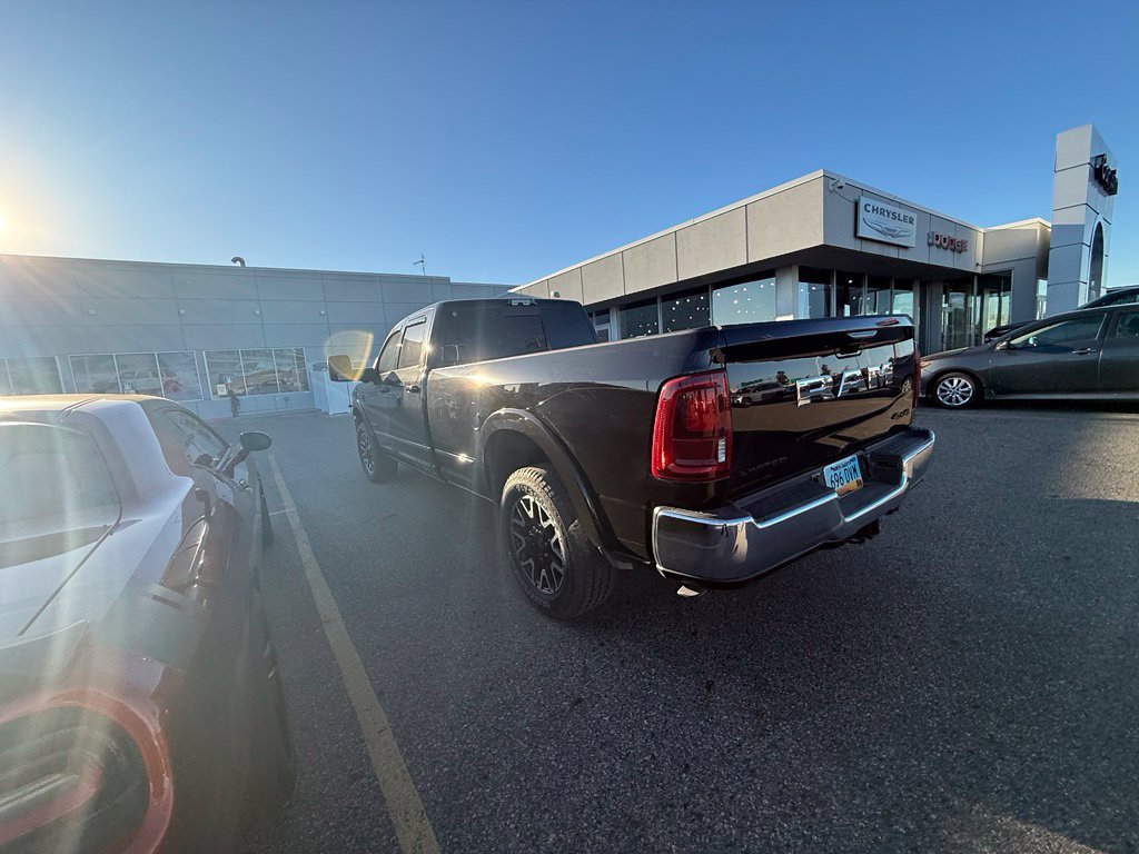 Used 2025 RAM 3500 Limited AWD/4WD image 7