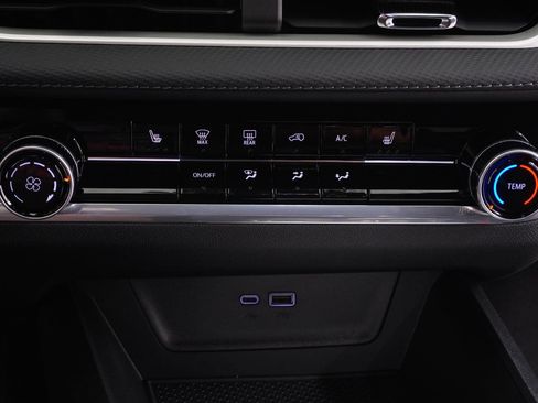 New 2026 Chevrolet Equinox LT image 25