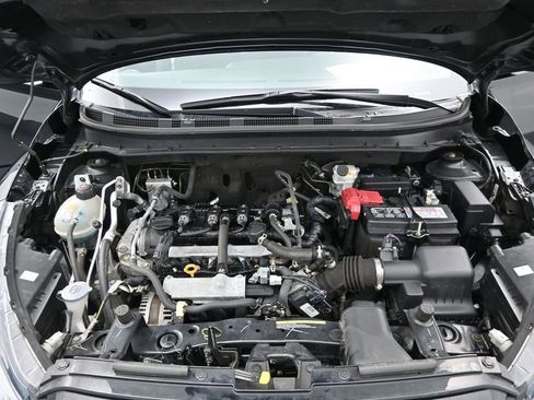 Used 2024 Nissan Kicks SV FWD image 15