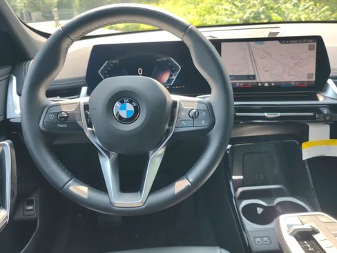 Used 2025 BMW X1 xDrive28i w/ Convenience Package image 26