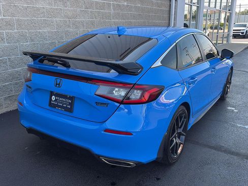 Used 2024 Honda Civic Sport Touring image 3