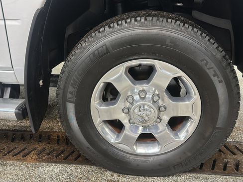 Used 2018 RAM 2500 Big Horn image 12