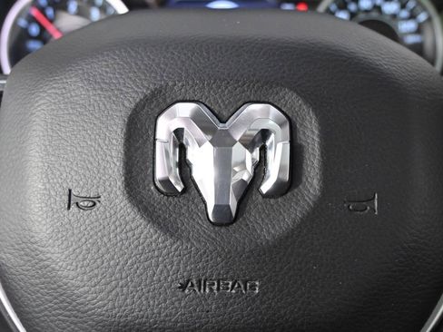 Used 2020 RAM 1500 Laramie AWD/4WD image 37