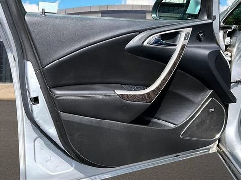 Used 2014 Buick Verano Leather FWD image 17