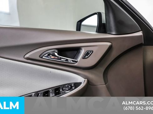 Used 2021 Chevrolet Malibu LT FWD image 45