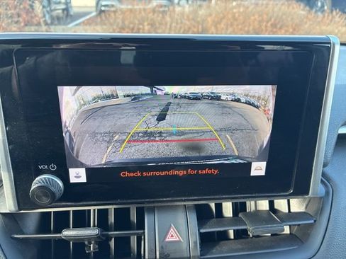 Used 2024 Toyota RAV4 LE image 7