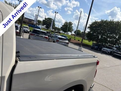 Used 2026 Chevrolet Silverado 1500 High Country w/ Technology Package AWD/4WD image 13