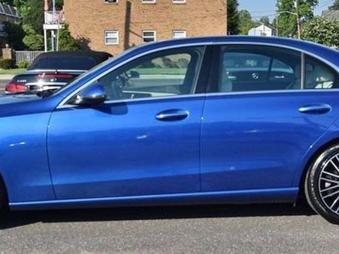 Used 2022 Mercedes-Benz C 300 4MATIC Sedan image 4