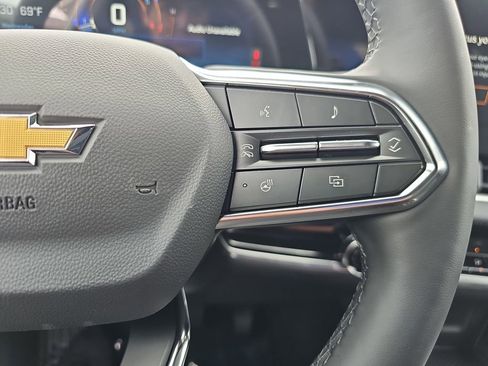 New 2026 Chevrolet Equinox LT FWD image 17