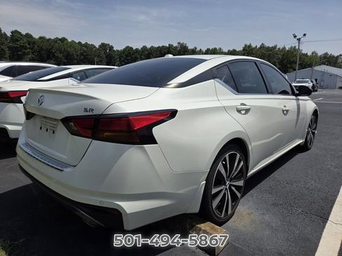 Used 2021 Nissan Altima 2.5 SR w/ SR Premium Package FWD image 4