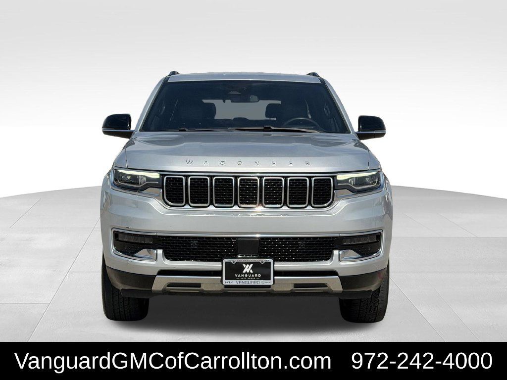 Used 2024 Jeep Wagoneer Series III AWD/4WD image 3