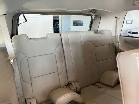 Used 2016 GMC Yukon SLT w/ HD Trailering Package image 30
