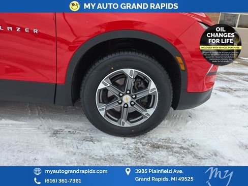 Used 2023 Chevrolet Blazer LT image 32