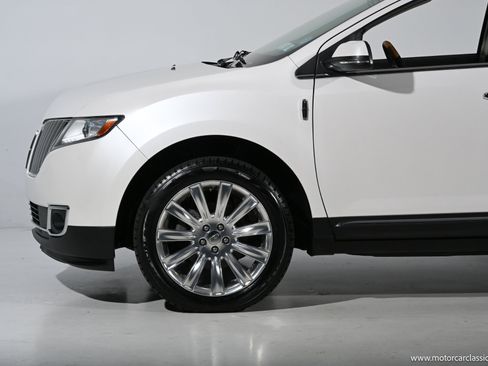 Used 2014 Lincoln MKX FWD w/ Equipment Group 101A image 11