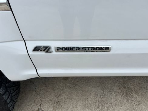 Used 2019 Ford F350 King Ranch w/ King Ranch Ultimate Package AWD/4WD image 31