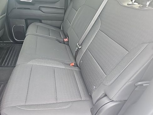 Used 2022 Chevrolet Silverado 1500 LT image 11