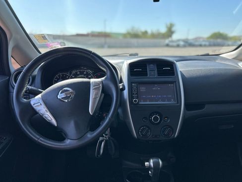 Used 2019 Nissan Versa Note SV FWD image 16