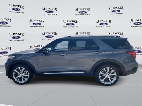 Certified 2023 Ford Explorer Platinum w/ Technology Package image 2