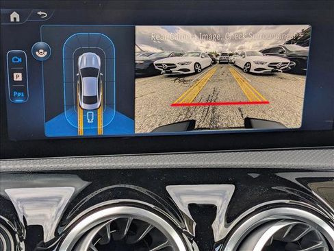 Used 2025 Mercedes-Benz CLA 250 image 12