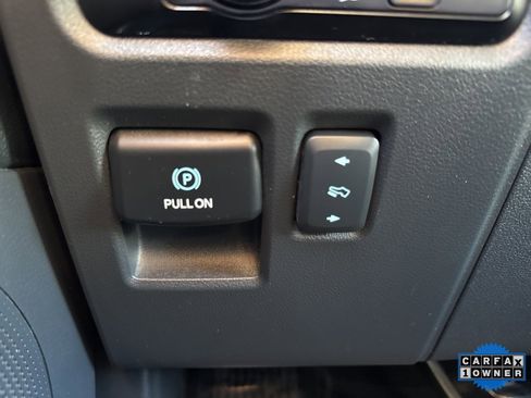 Used 2024 Ford Expedition XLT image 36