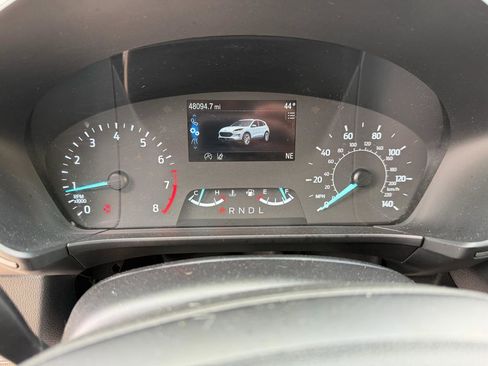 Used 2022 Ford Escape S image 9