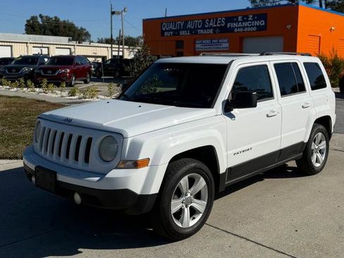 Used 2014 Jeep Patriot Latitude w/ Sun/Sound Group image 2