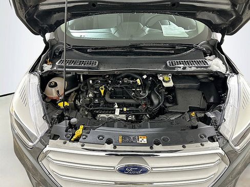 Used 2019 Ford Escape SE image 27