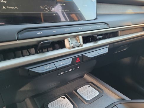 New 2027 Kia Telluride S FWD image 18