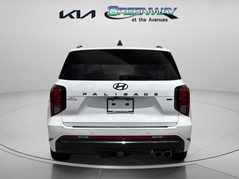 Used 2024 Hyundai Palisade Calligraphy AWD/4WD image 5