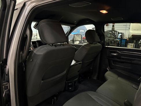 Certified 2024 RAM 2500 Big Horn w/ Night Edition AWD/4WD image 33