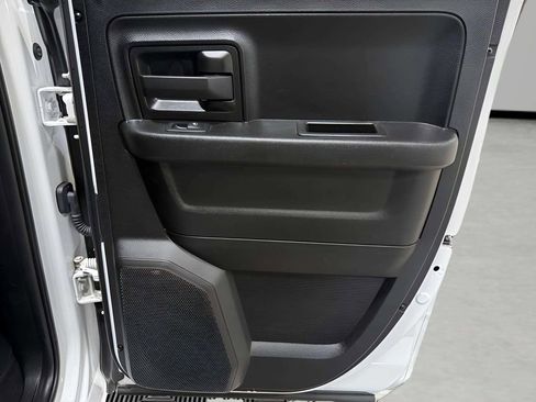 Used 2019 RAM 1500 Express w/ Wheel & Sound Group AWD/4WD image 14
