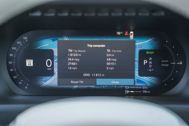 Certified 2025 Volvo XC90 T8 Plus w/ Protection Package Premier AWD/4WD image 44
