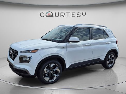 New 2026 Hyundai Venue SEL FWD image 1