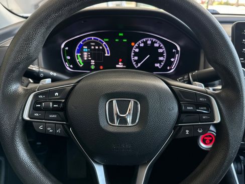 Used 2019 Honda Accord Hybrid image 14