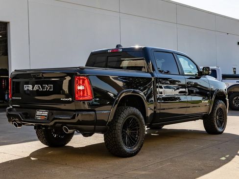 Used 2026 RAM 1500 Laramie AWD/4WD image 8