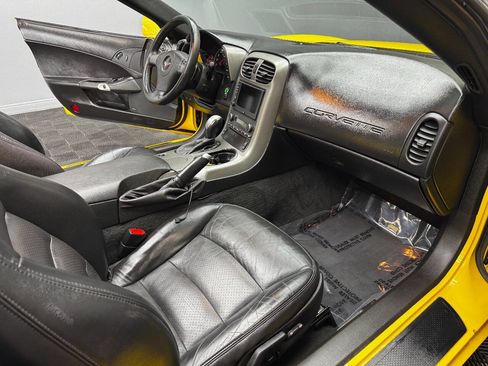 Used 2007 Chevrolet Corvette Convertible w/ Preferred Equipment Group image 51