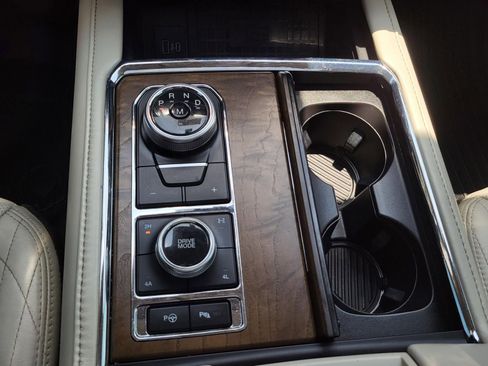 Used 2020 Ford Expedition Platinum AWD/4WD image 33
