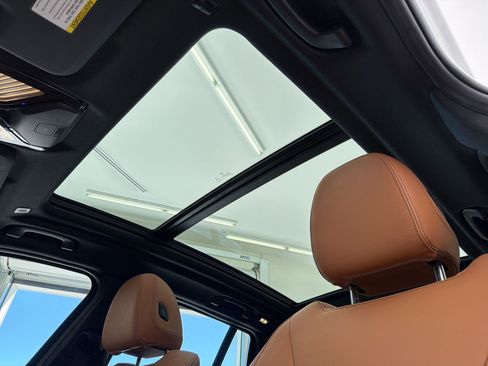 Used 2019 BMW X3 xDrive30i w/ Premium Package AWD/4WD image 16