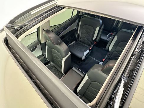 New 2026 Volkswagen Atlas Peak Edition AWD/4WD image 22