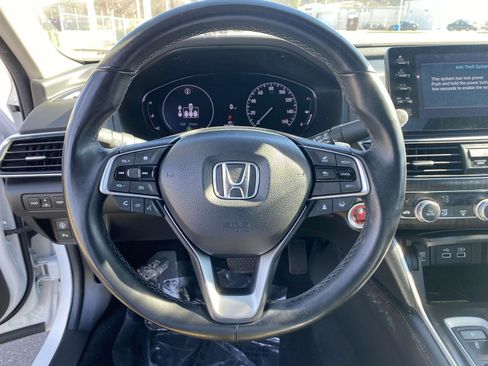 Used 2021 Honda Accord Touring image 19
