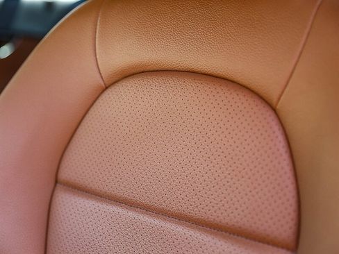 Used 2019 Mercedes-Benz C 300 Sedan image 29