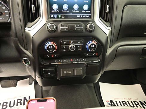 Used 2021 Chevrolet Silverado 1500 LT w/ Bed Protection Package AWD/4WD image 9