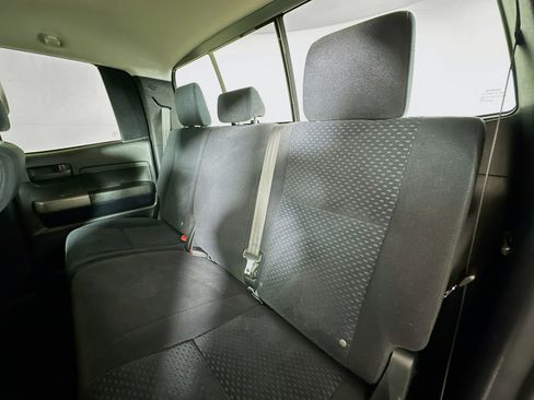 Used 2010 Toyota Tundra 4x4 Double Cab image 22