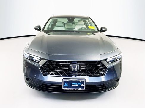 Used 2024 Honda Accord EX image 2