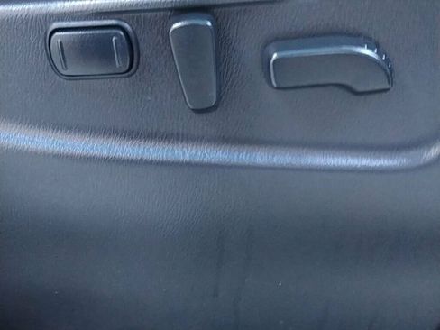 Used 2018 Nissan Armada SL image 16