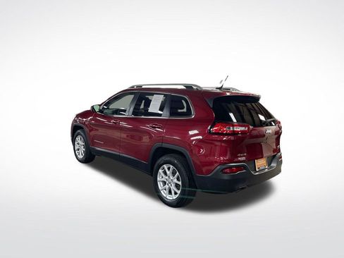 Used 2014 Jeep Cherokee Latitude w/ Comfort/Convenience Group AWD/4WD image 3