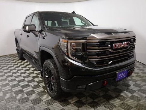 Used 2022 GMC Sierra 1500 AT4X AWD/4WD image 5
