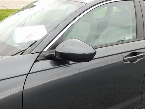 New 2025 Honda Accord LX image 9