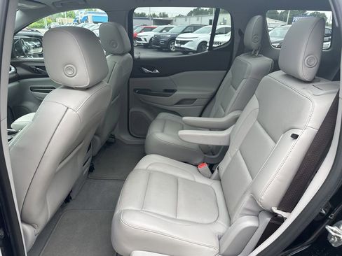Used 2019 GMC Acadia SLT FWD image 14